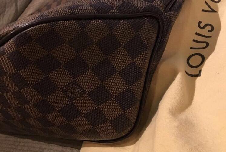 Louis Vuitton Damier Ebene Delightful bottom view